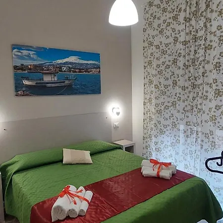Debora House Гостевой дом 3*